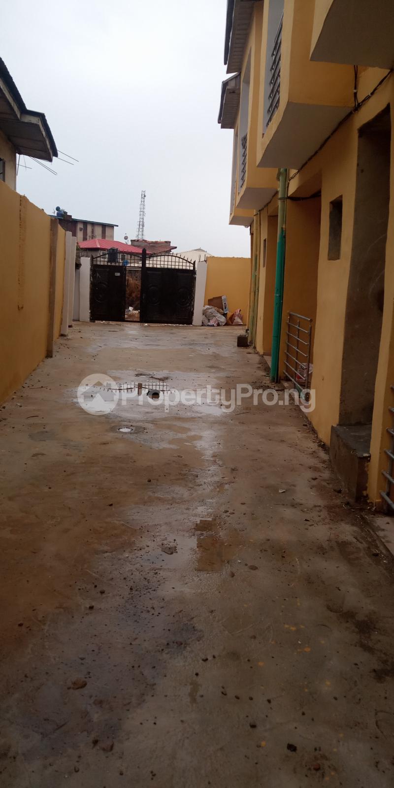 1 bedroom Flat / Apartment for rent Abule Ijesha Fola Agoro Yaba Lagos