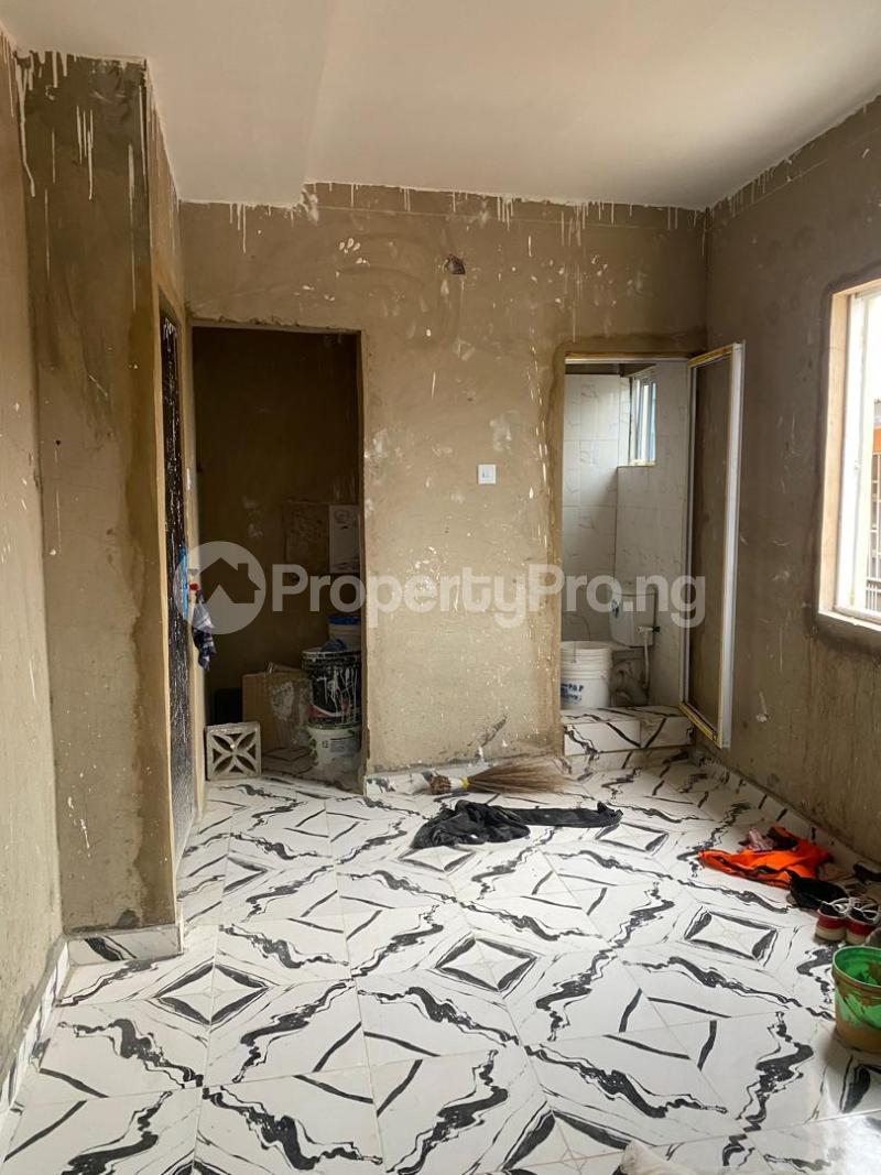 1 bedroom Flat / Apartment for rent Onipanu Shomolu Lagos