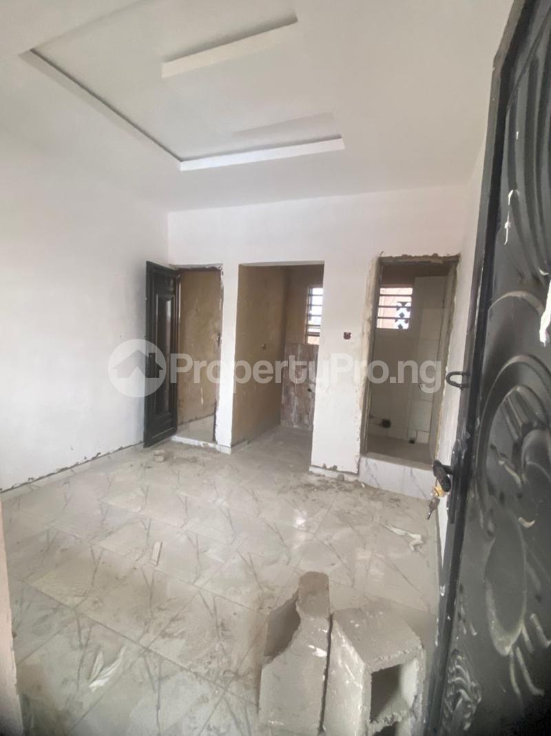 1 bedroom Flat / Apartment for rent Apata Shomolu Lagos