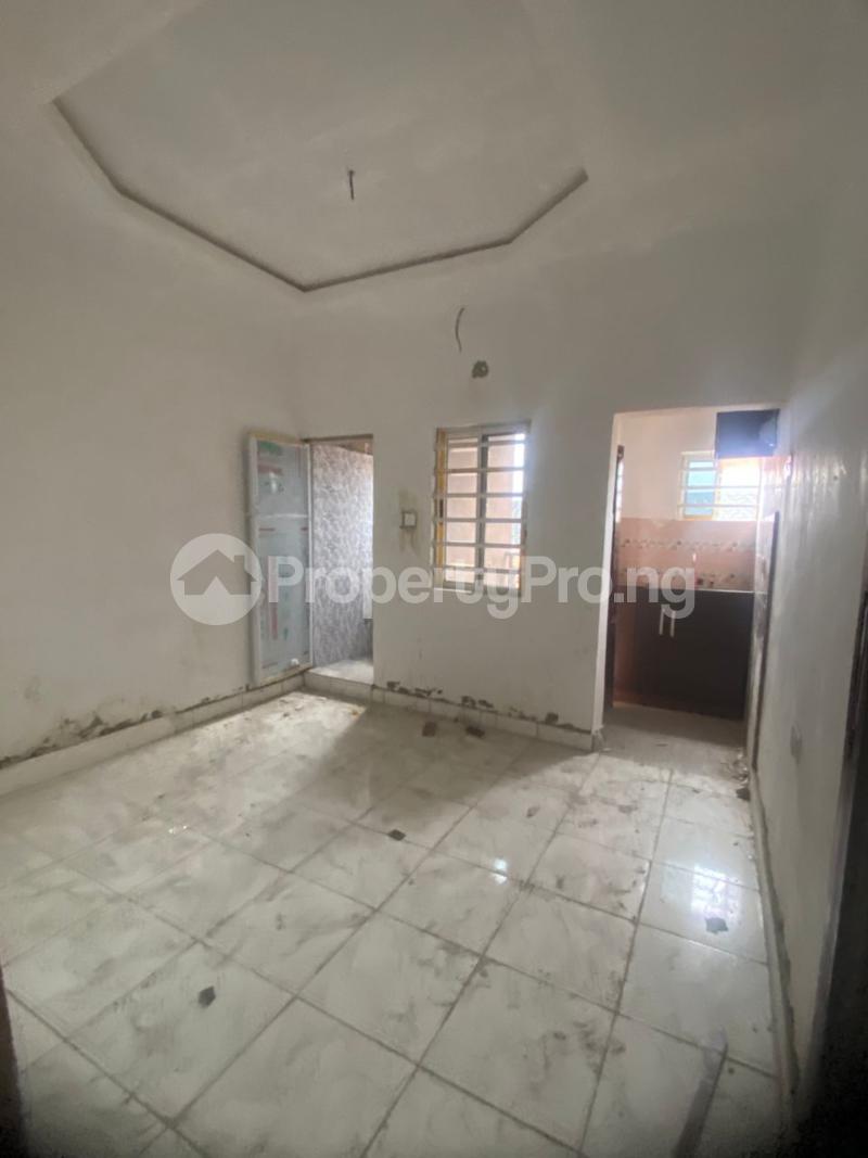 1 bedroom Flat / Apartment for rent Somolu Shomolu Shomolu Lagos