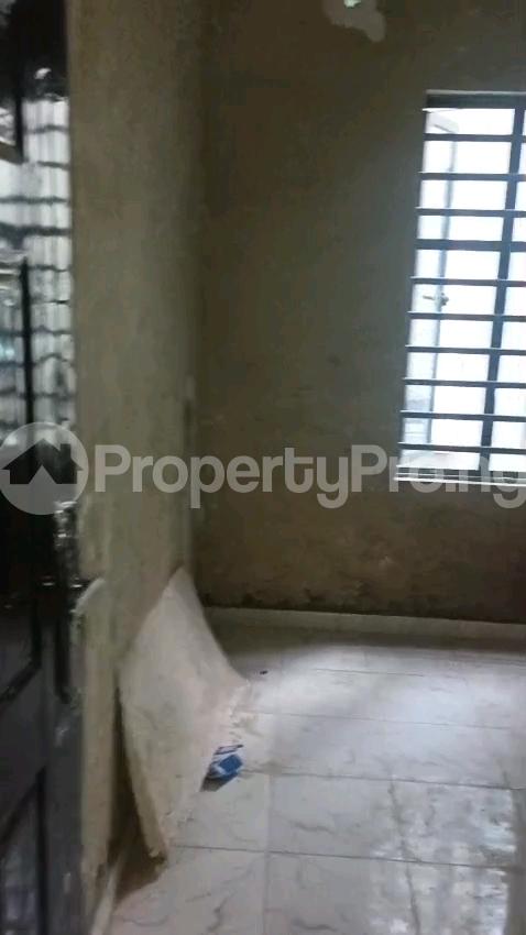 1 bedroom Flat / Apartment for rent Adekunle Yaba Lagos