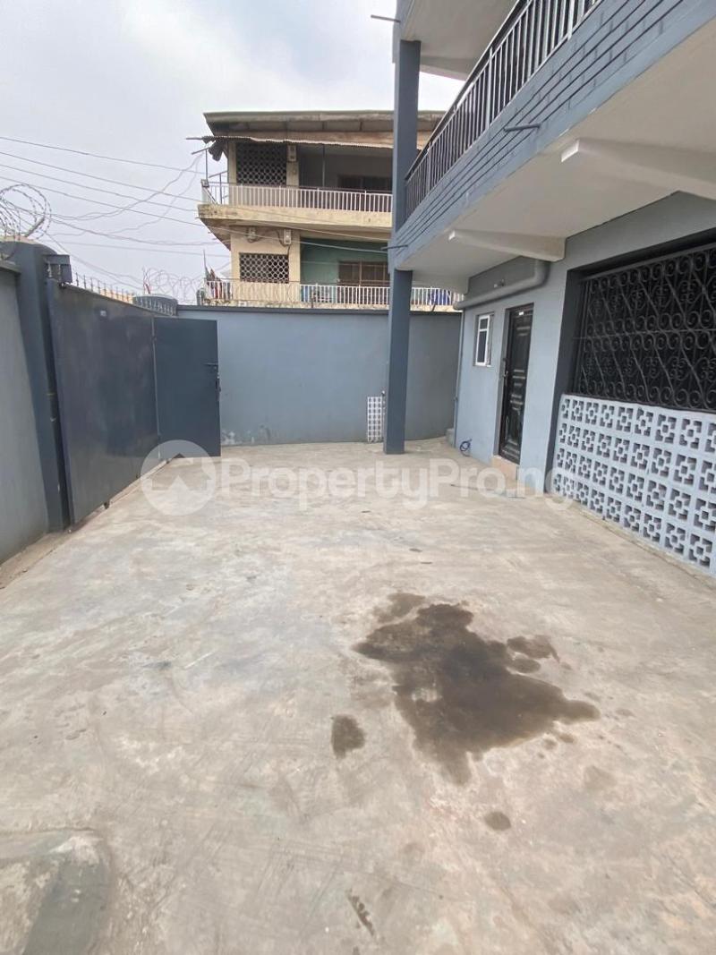 1 bedroom Flat / Apartment for rent Ladi Lak Bariga Shomolu Lagos