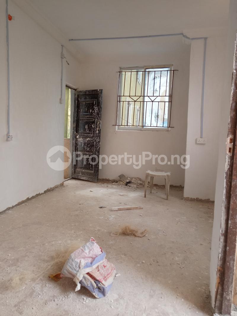 1 bedroom Flat / Apartment for rent Abule Oja Abule-Ijesha Yaba Lagos