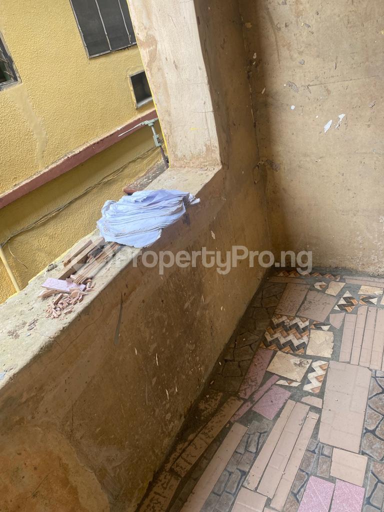 1 bedroom Flat / Apartment for rent Fadeyi Jibowu Yaba Lagos
