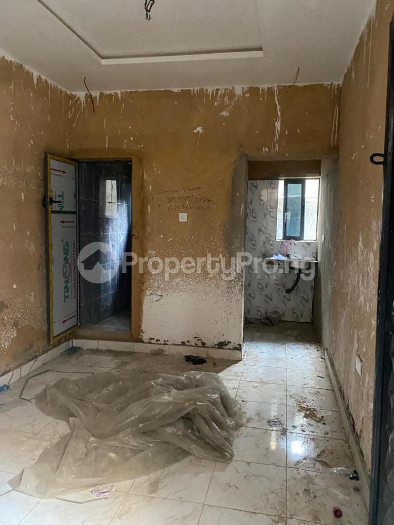 1 bedroom Flat / Apartment for rent Fadeyi Jibowu Yaba Lagos