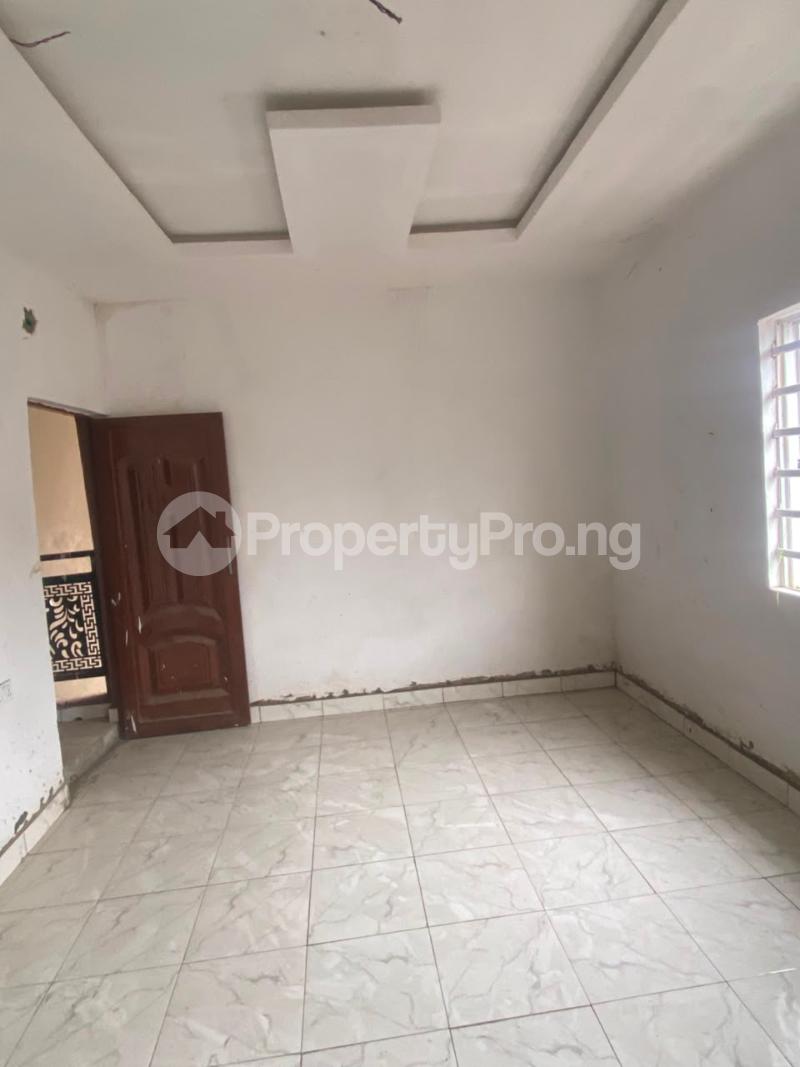 1 bedroom Flat / Apartment for rent Somolu Shomolu Shomolu Lagos