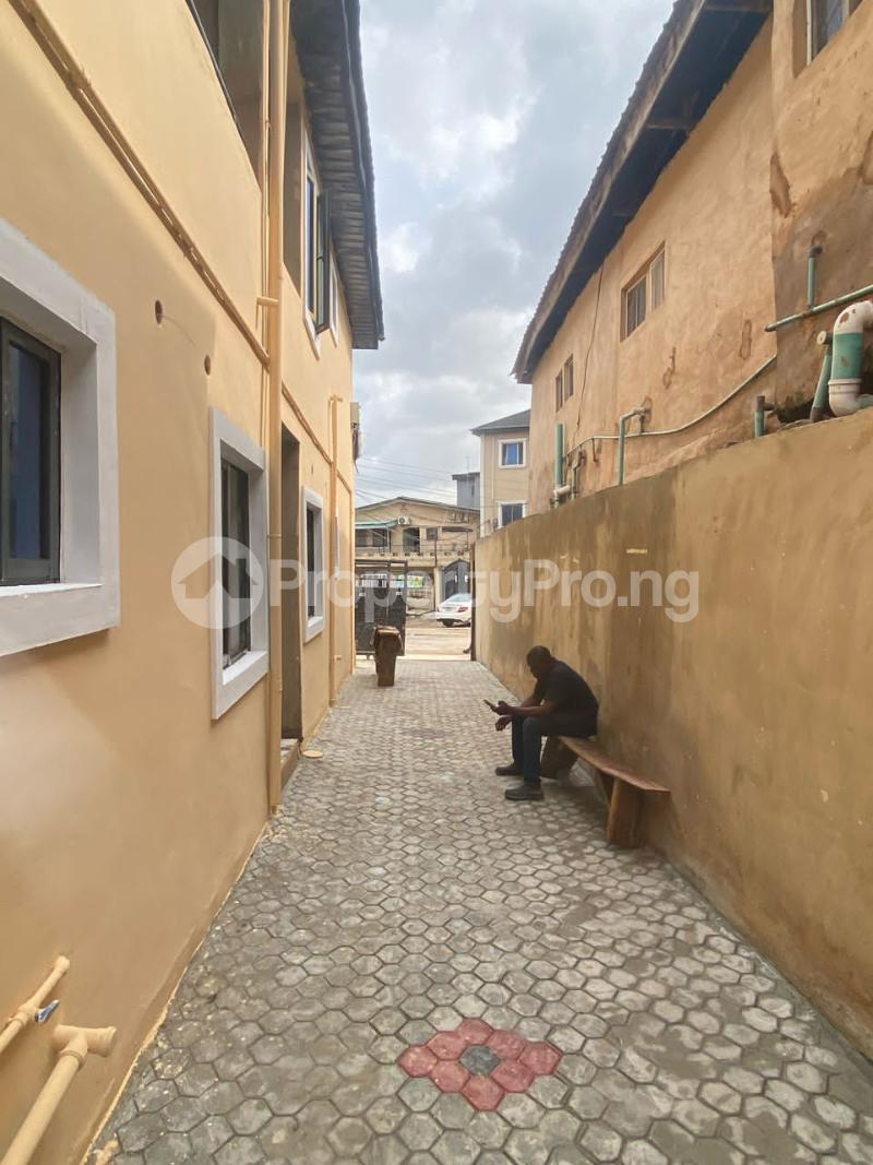 1 bedroom Flat / Apartment for rent Bajulaye Shomolu Lagos