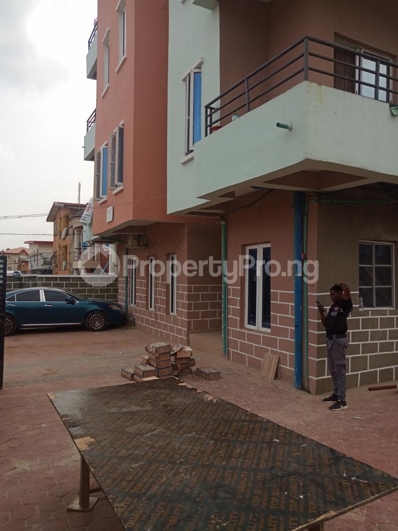 1 bedroom Flat / Apartment for rent Folagoro Fola Agoro Yaba Lagos