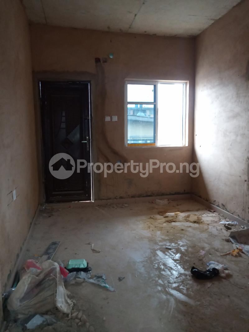 1 bedroom Flat / Apartment for rent Chemist Akoka Yaba Lagos