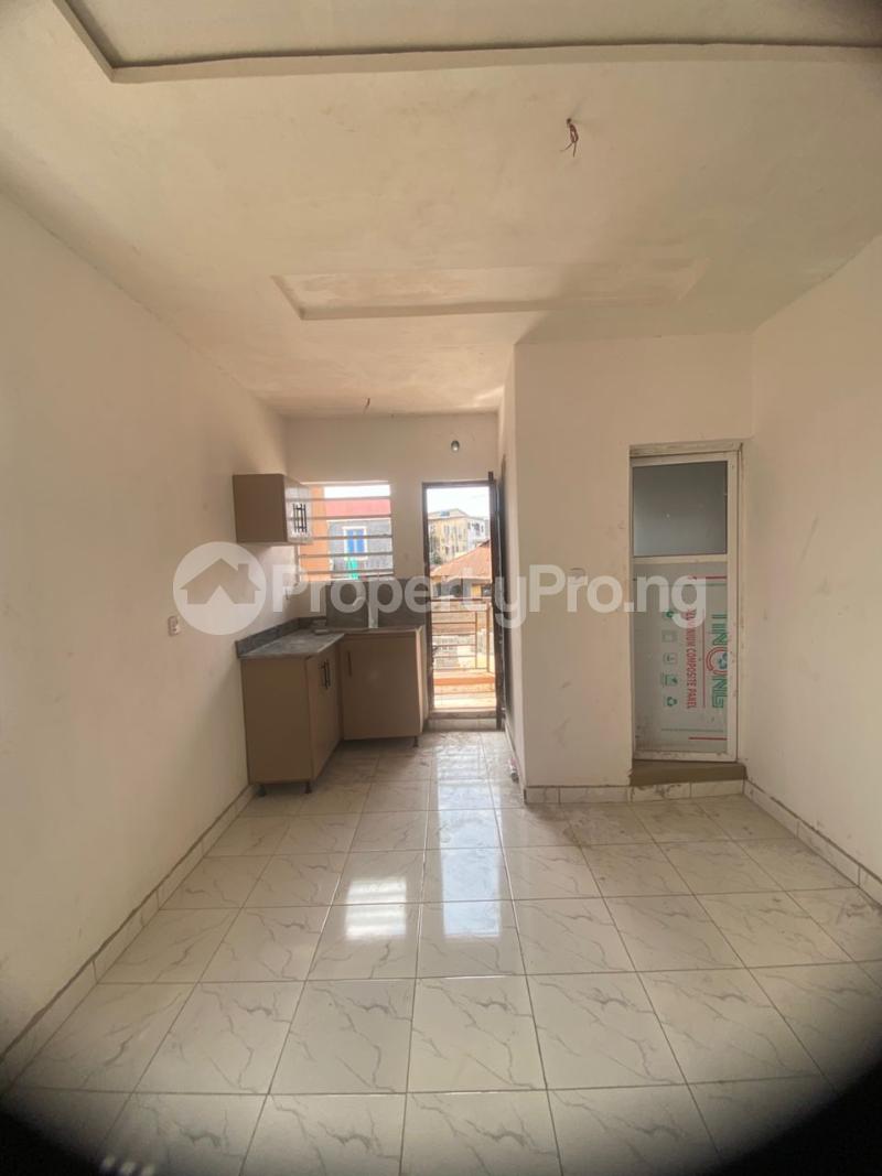 1 bedroom Flat / Apartment for rent Onipan Onipanu Shomolu Lagos