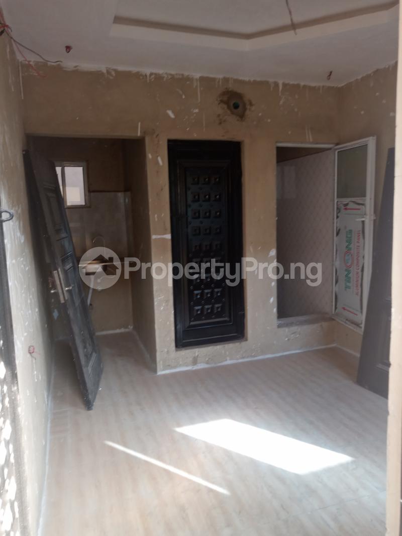 1 bedroom Flat / Apartment for rent Alagomeji Yaba Lagos