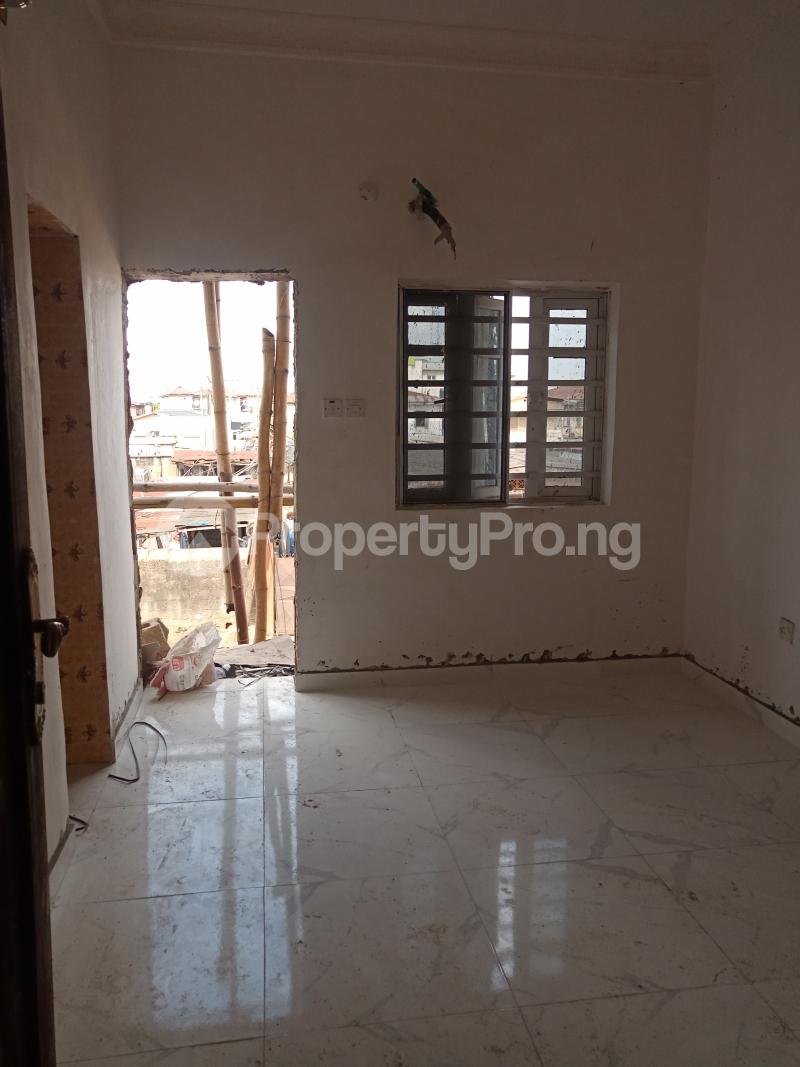 1 bedroom Flat / Apartment for rent Chemist Akoka Yaba Lagos