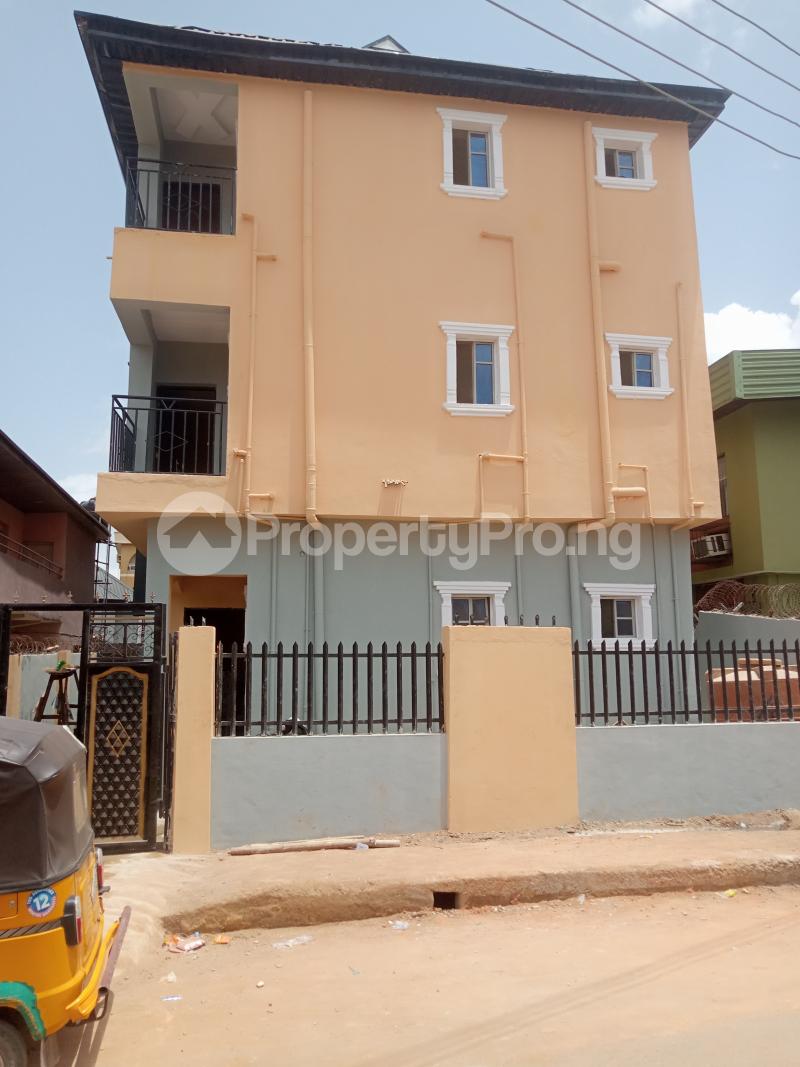 1 bedroom Flat / Apartment for rent Fadeyi, Jibowu Yaba Lagos