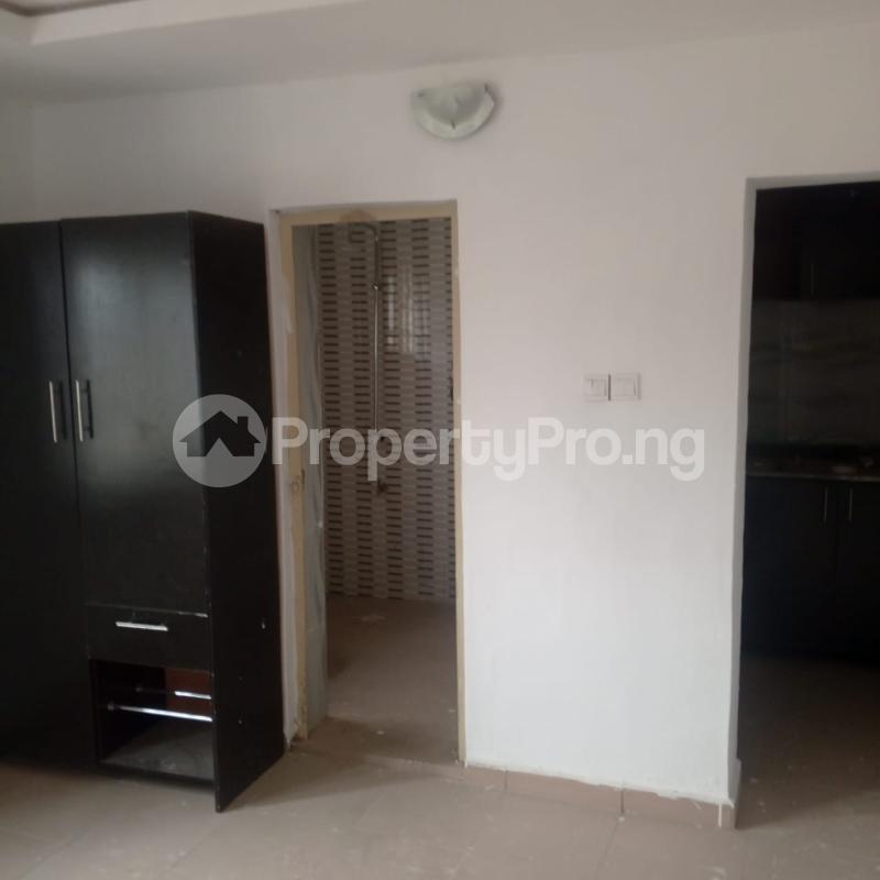 Flat / Apartment for rent Ajao Estate Bodija Extension Close To Agbowo Ibadan Oyo - 2