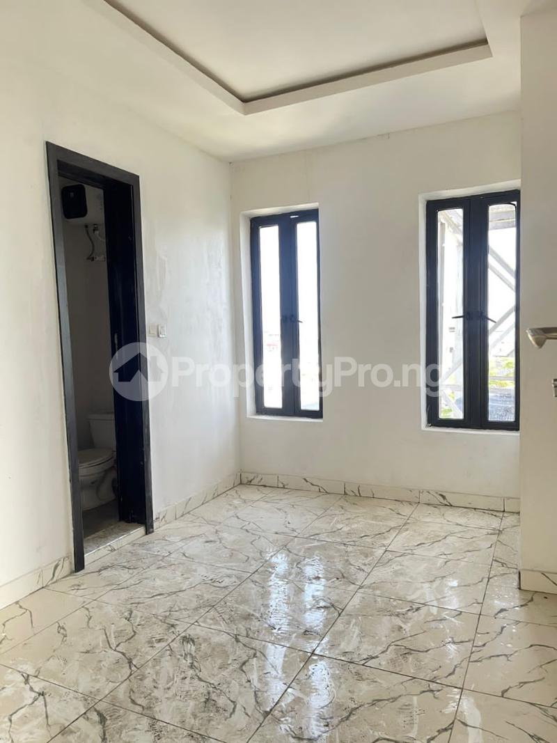 Flat / Apartment for rent New garage Gbagada Lagos