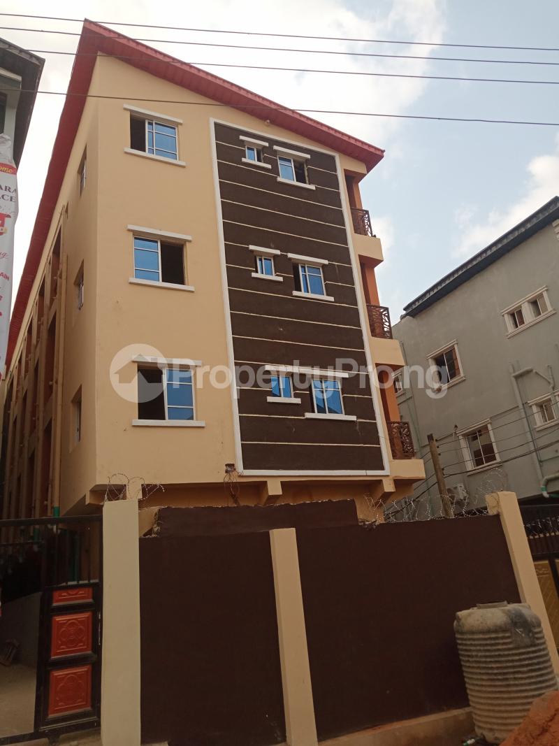 1 bedroom Flat / Apartment for rent Abule-Ijesha Yaba Lagos - 5