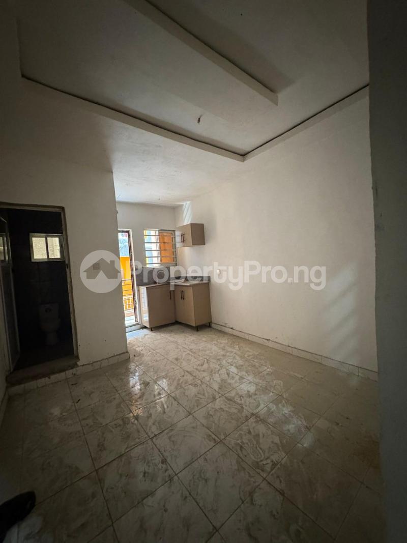Flat / Apartment for rent Palmgrove Shomolu Lagos