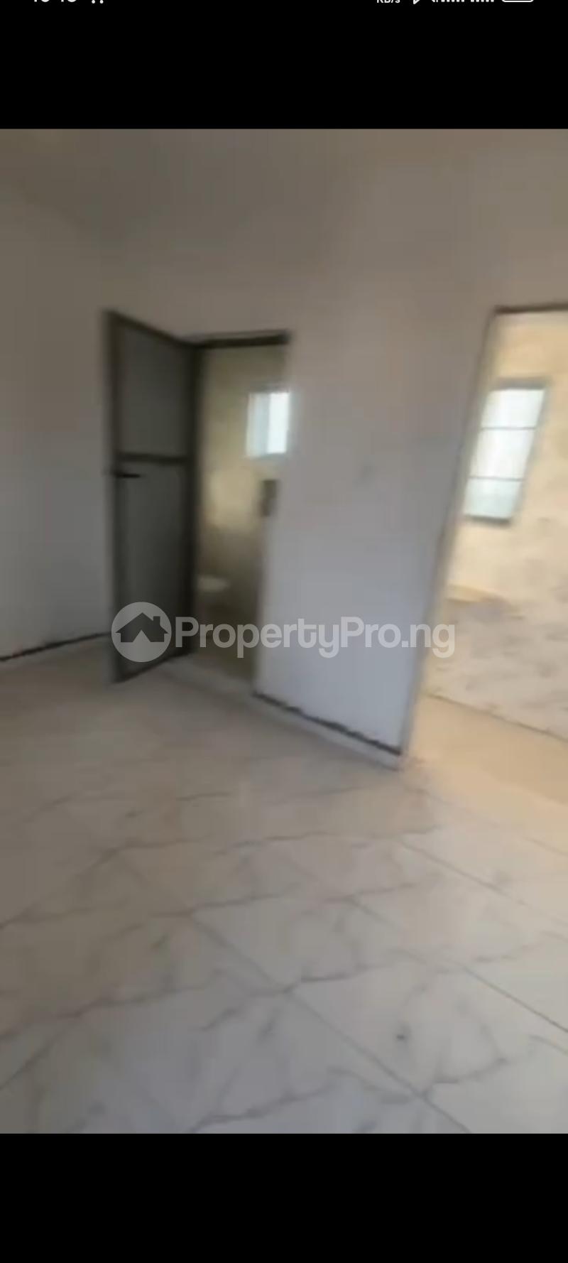 1 bedroom Flat / Apartment for rent Ladilak, Bariga Shomolu Lagos