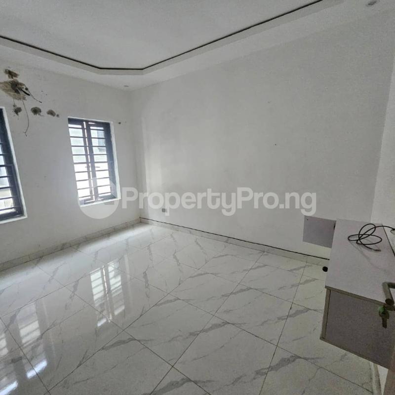 Flat / Apartment for rent New garage Gbagada Lagos
