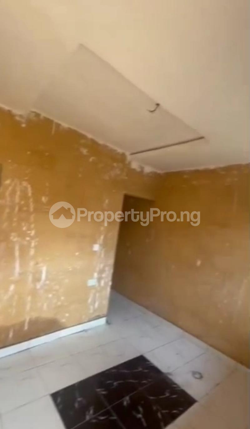 Flat / Apartment for rent Ilaje Bariga Shomolu Lagos