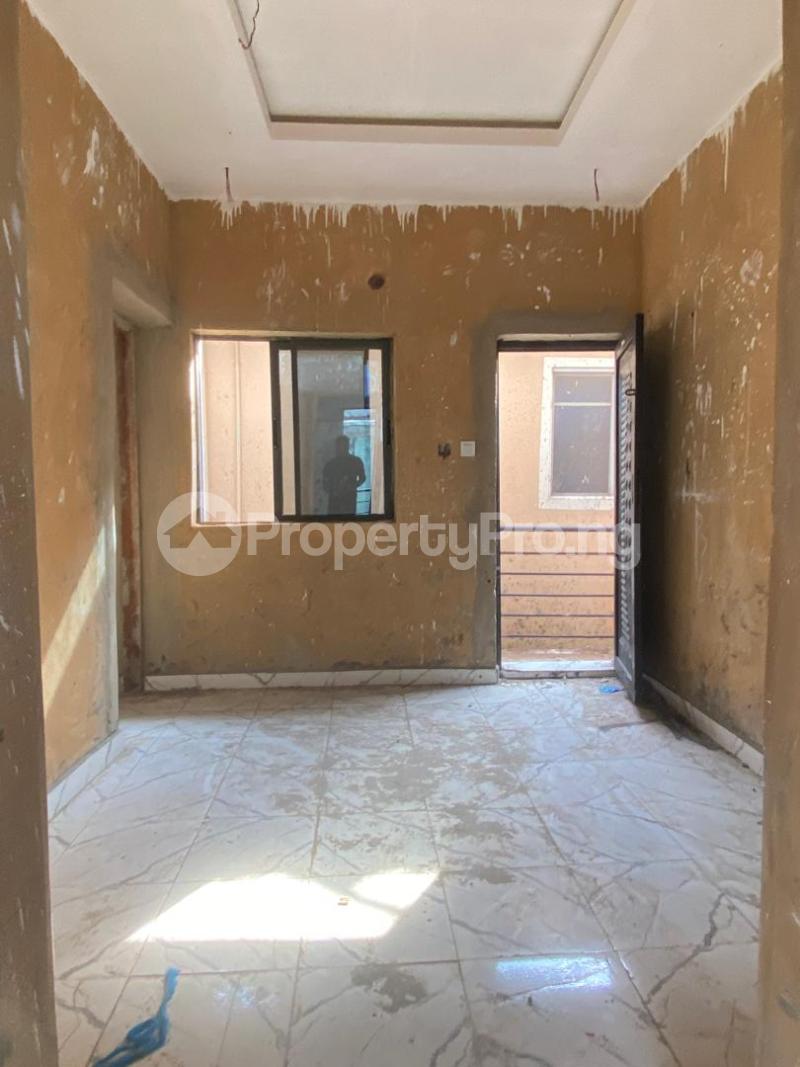 1 bedroom Flat / Apartment for rent Onike Sabo Yaba Lagos