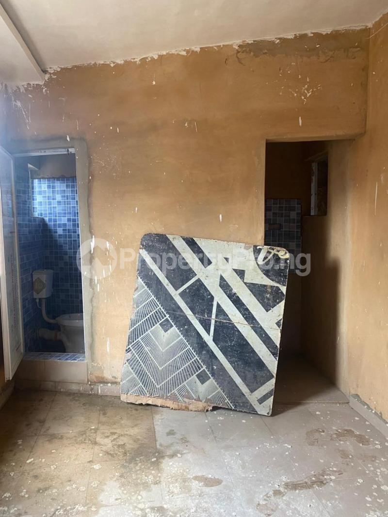 1 bedroom Flat / Apartment for rent Fadeyi Jibowu Yaba Lagos