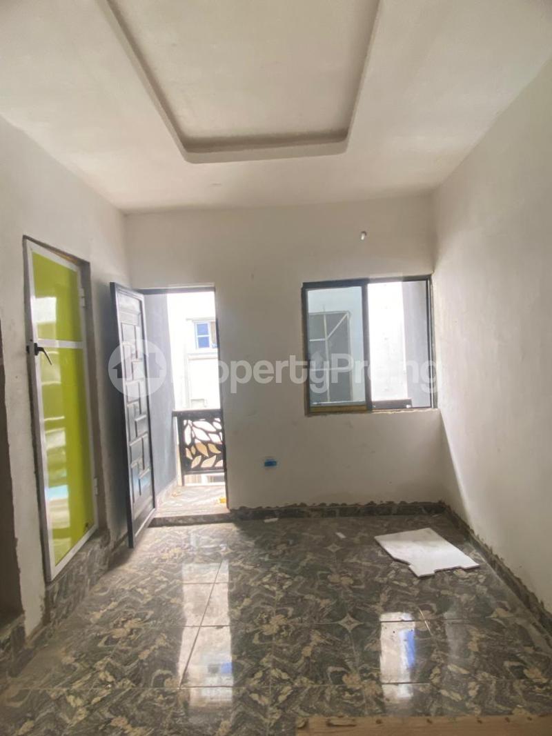 1 bedroom Flat / Apartment for rent  Fola Agoro Yaba Lagos