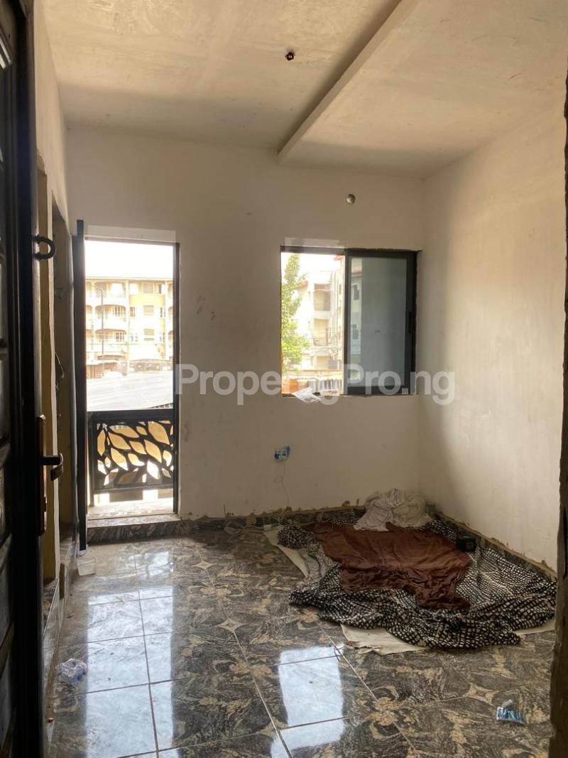 1 bedroom Flat / Apartment for rent Morrocco Fola Agoro Yaba Lagos