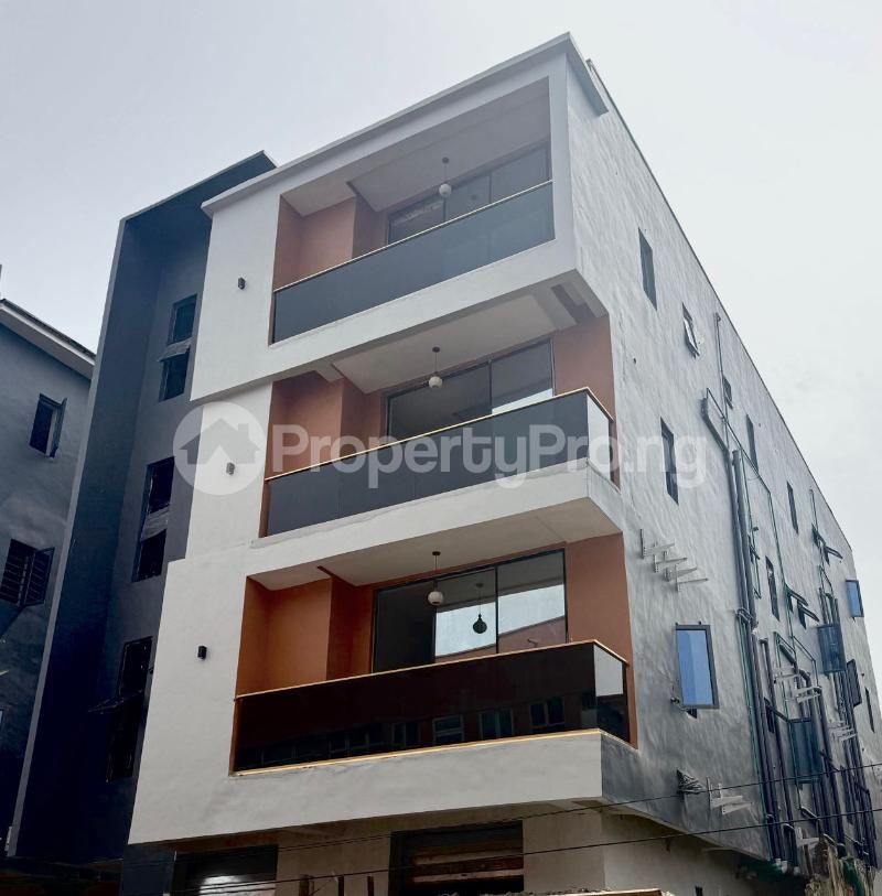 1 bedroom Flat / Apartment for rent Secured Yaba Lagos