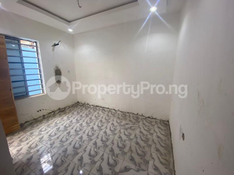 1 bedroom Flat / Apartment for rent Akoka Yaba Lagos - 3