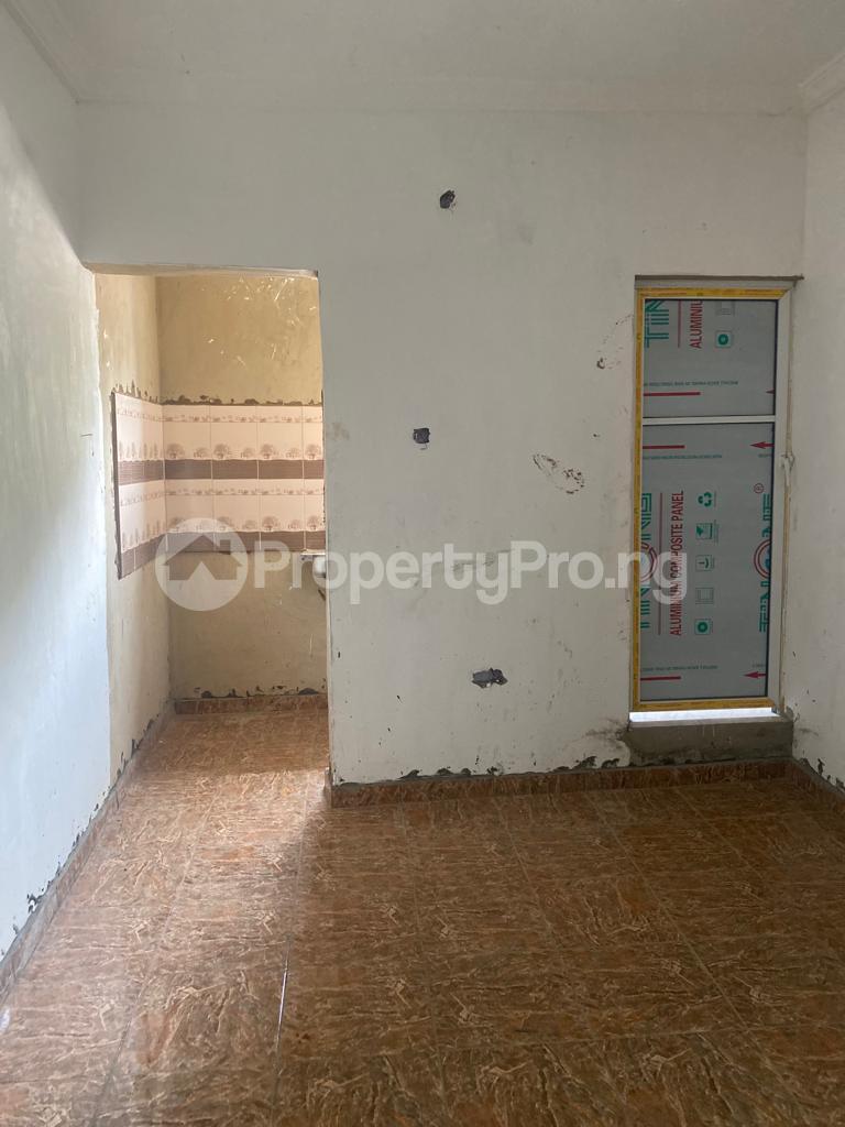 1 bedroom Flat / Apartment for rent Jibowu Yaba Lagos - 0