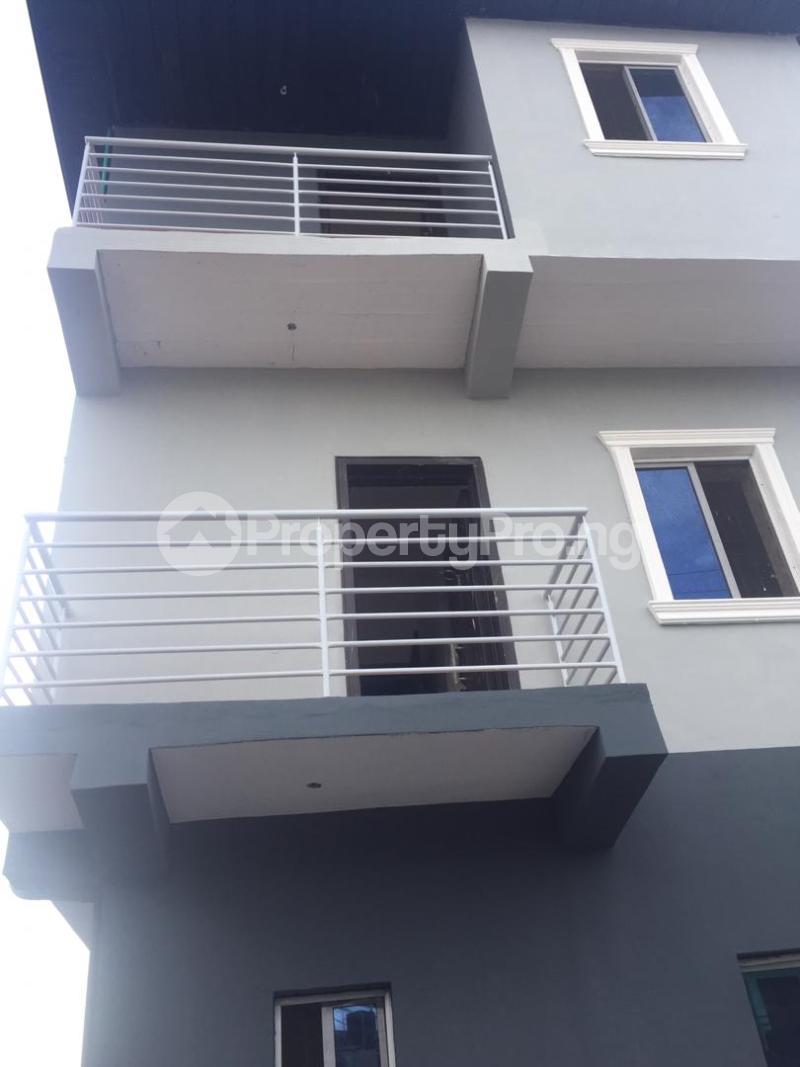 1 bedroom Flat / Apartment for rent Obanikoro Shomolu Lagos