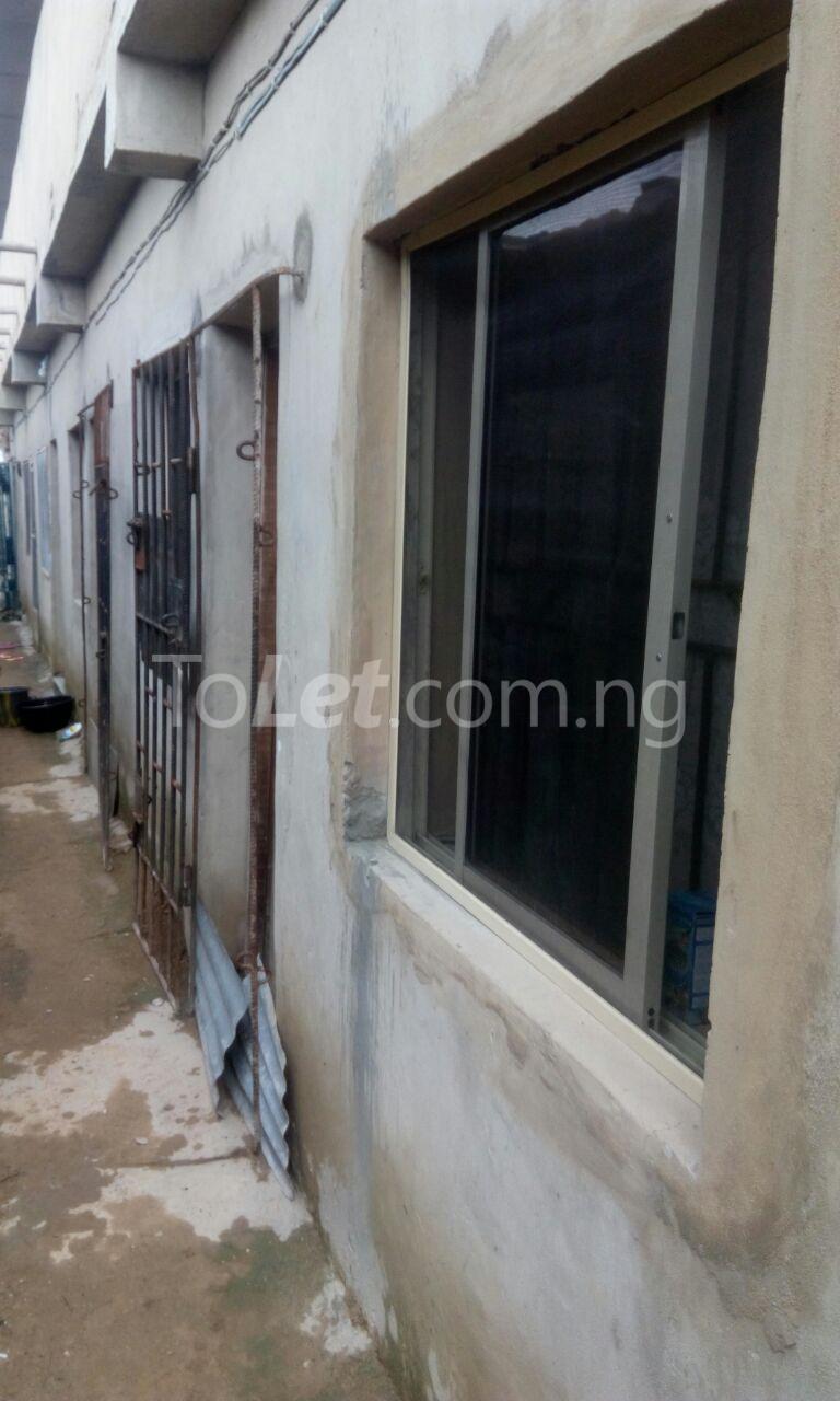 1 bedroom Flat / Apartment for rent Araromi Lane, Shomolu Shomolu Lagos