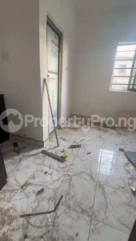 Flat / Apartment for rent Sholuyi Soluyi Gbagada Lagos