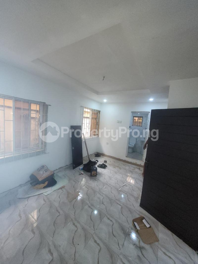 Flat / Apartment for rent Adekunle Yaba Lagos