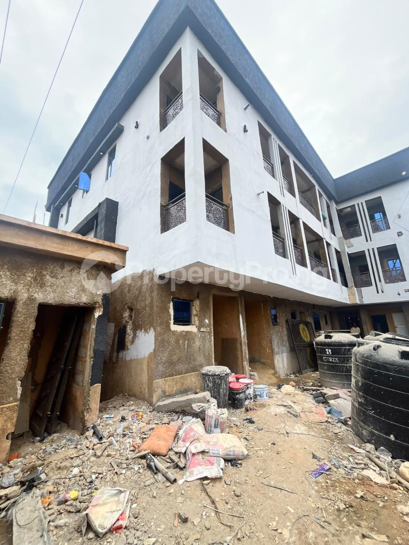 1 bedroom Flat / Apartment for rent Lad Lak Bariga Shomolu Lagos