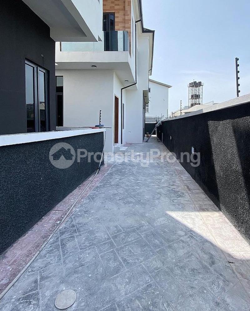 4 bedroom House for sale chevron Lekki Lagos