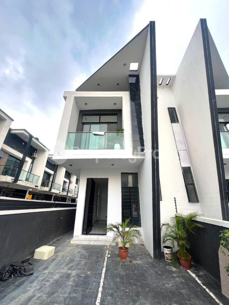 4 bedroom House for sale Ikota Lekki Lagos