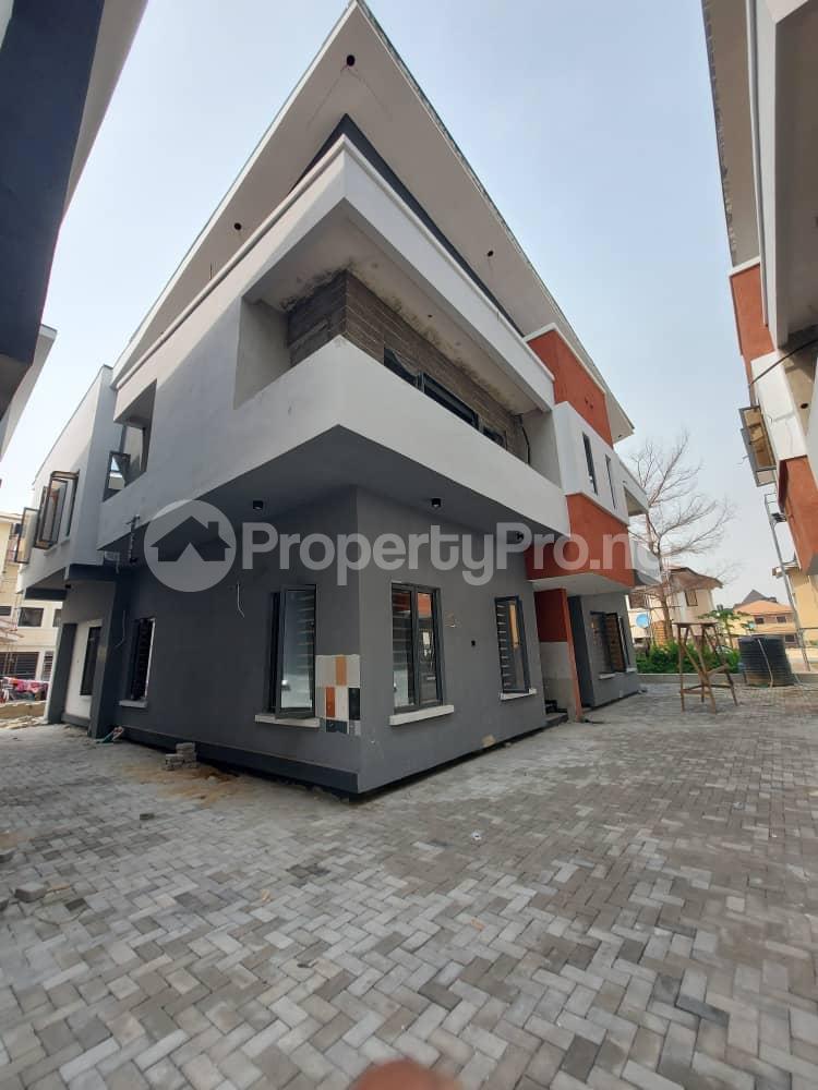House for sale   chevron Lekki Lagos