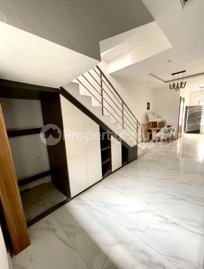 2 bedroom House for rent Freedom Way Lekki Lagos