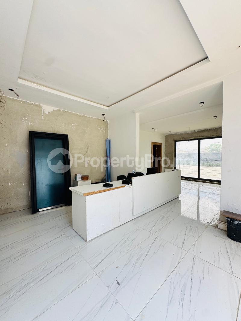 1 bedroom Flat / Apartment for sale Off Freedom Way Lekki Lekki Phase 1 Lekki Lagos