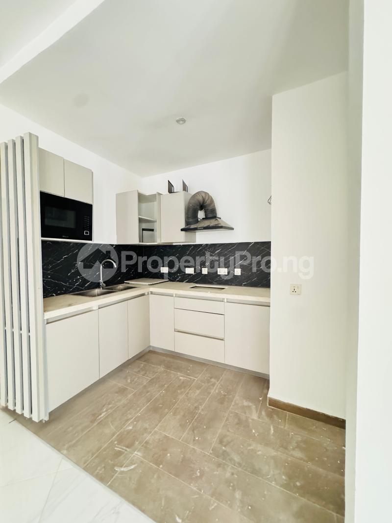 1 bedroom Flat / Apartment for sale Off Freedom Way Lekki Lekki Phase 1 Lekki Lagos