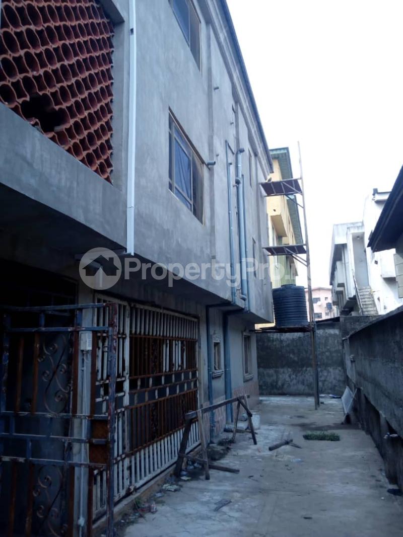 3 bedroom Flat / Apartment for rent   Toyin street Ikeja Lagos