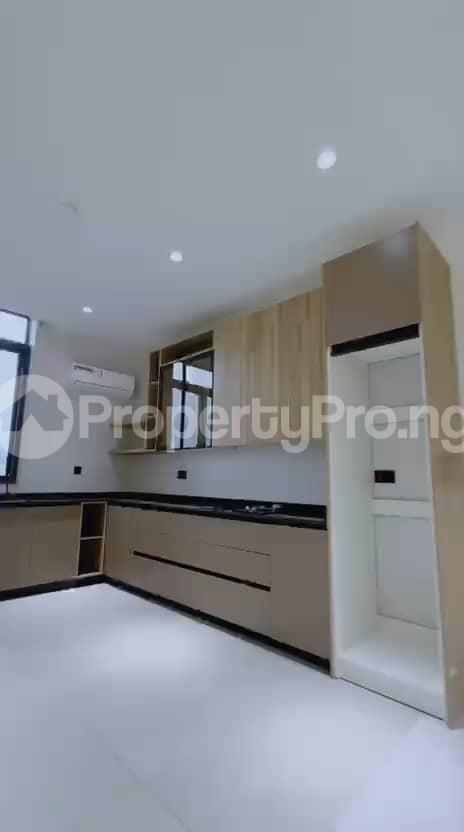 3 bedroom Flat / Apartment for sale Guzape Abuja