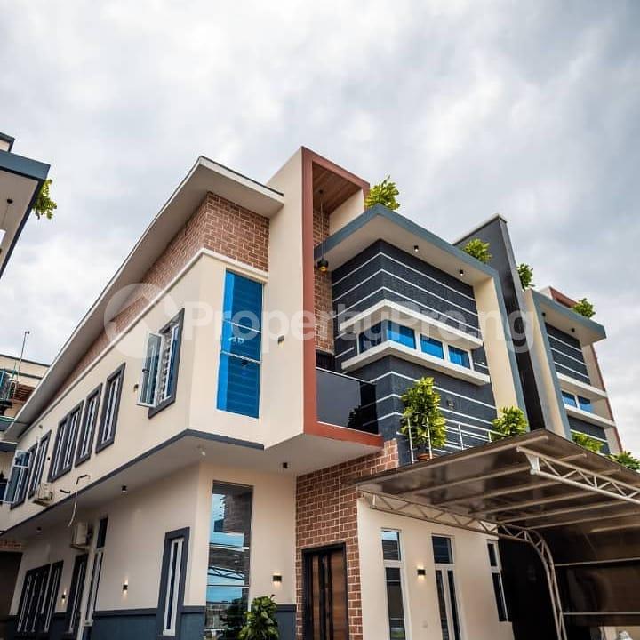 4 bedroom House for sale Orchid Road chevron Lekki Lagos