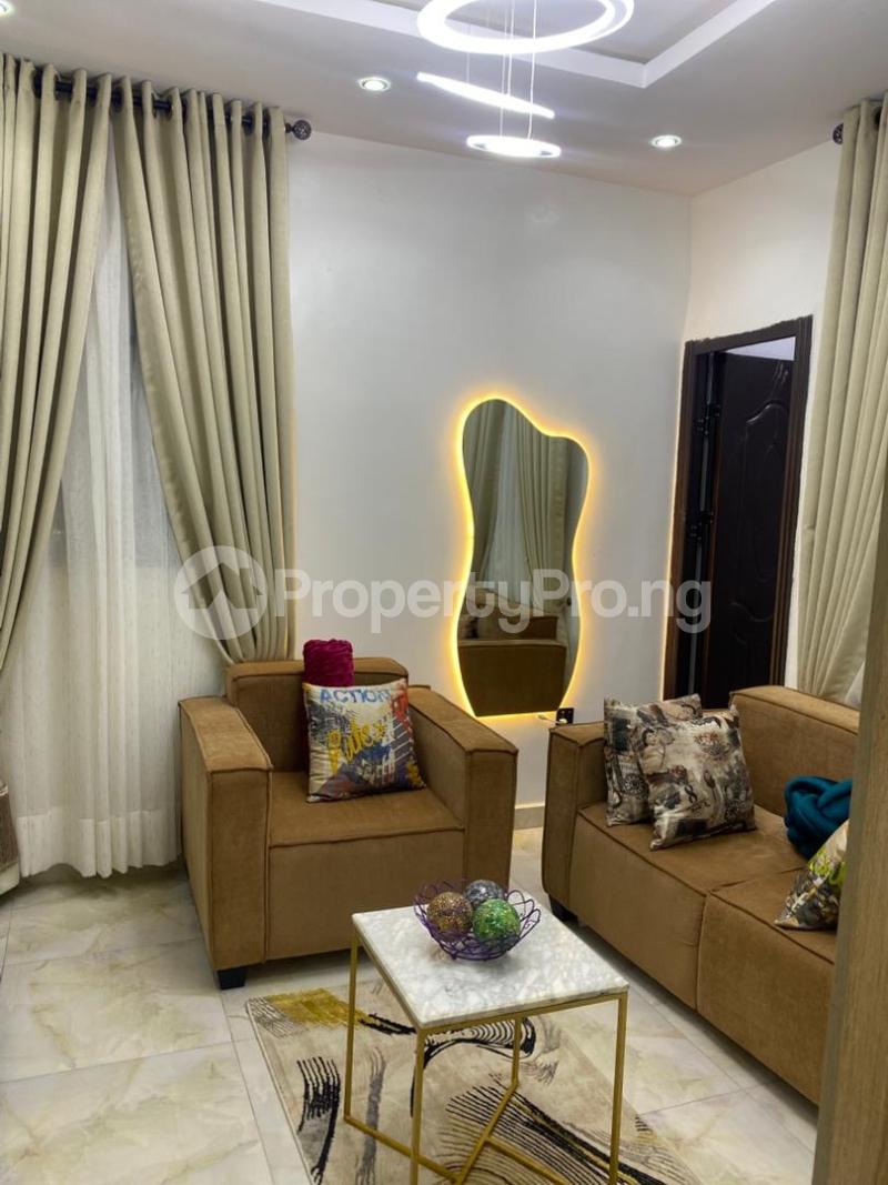 1 bedroom Flat / Apartment for shortlet Besides The High Court Sabo Yaba Lagos