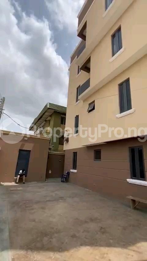 2 bedroom Flat / Apartment for rent Akoka Yaba Lagos