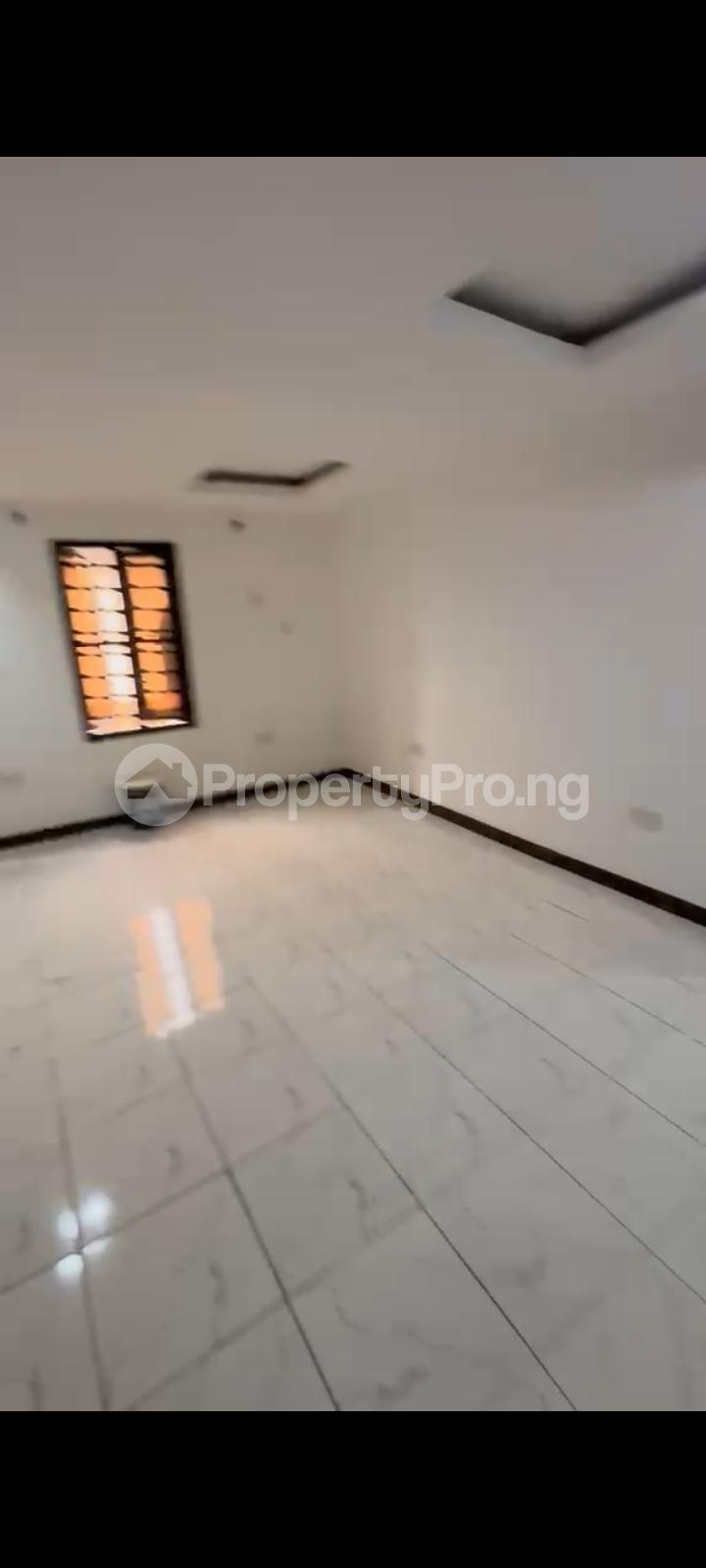 2 bedroom Flat / Apartment for rent Sholuyi Gbagada Soluyi Gbagada Lagos
