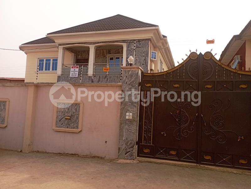 3 Bedroom Flat / Apartment in Akowonjo Alimosho Lagos Flat