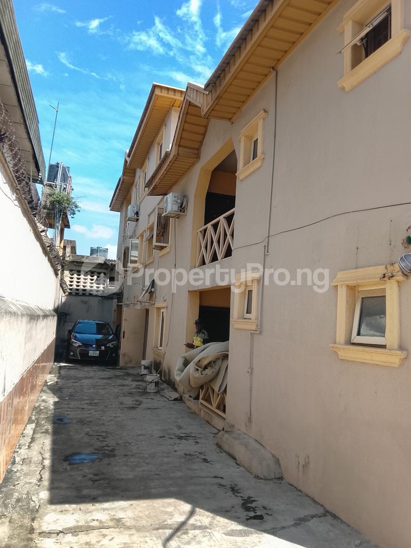 3 bedroom Flat / Apartment for rent Oregun Ikeja Lagos